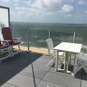 https://penthouse-seafront.bruges-hotels.info