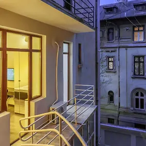 Ελέγξτε τη διαθεσιμότητα